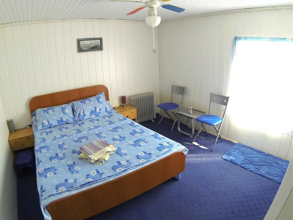 Delta Pontoon Hotel มาห์มูเดีย ห้อง รูปภาพ